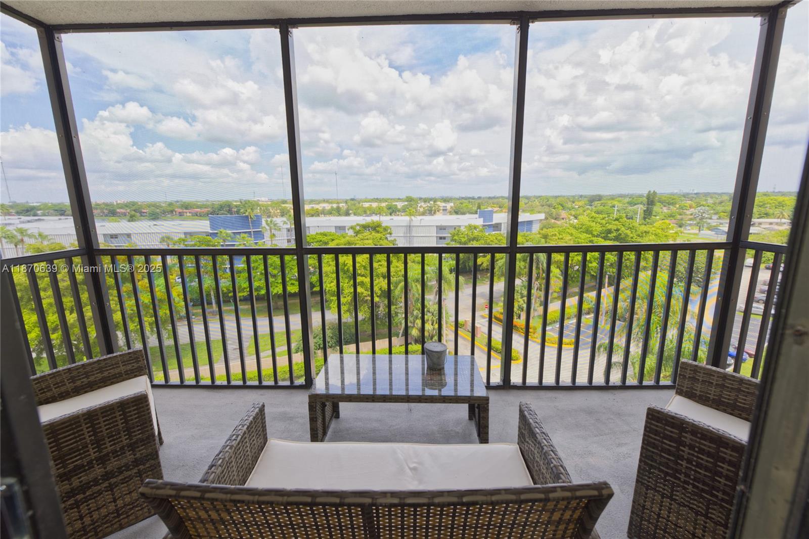 CHANTILLY CONDO - Residential