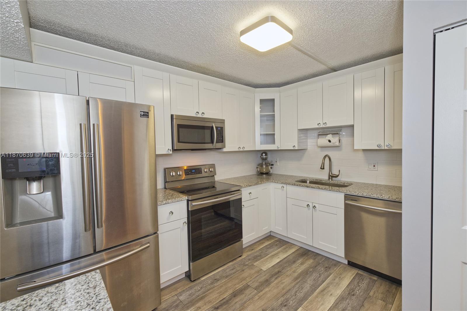 CHANTILLY CONDO - Residential