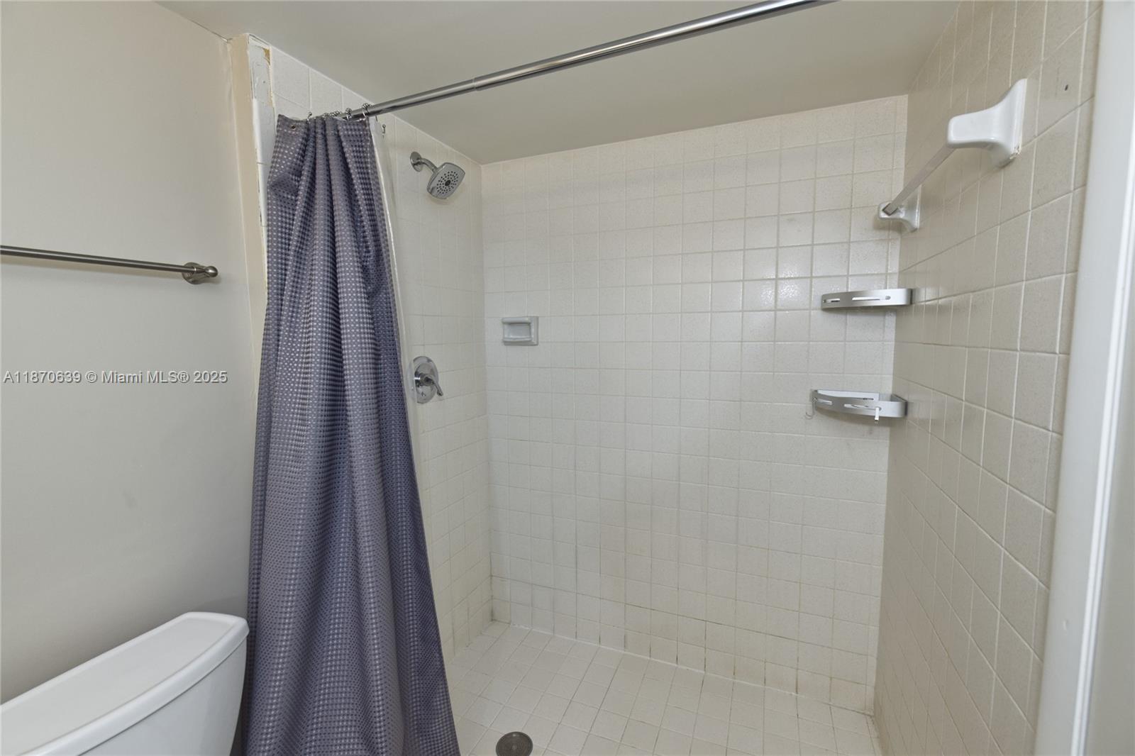 CHANTILLY CONDO - Residential