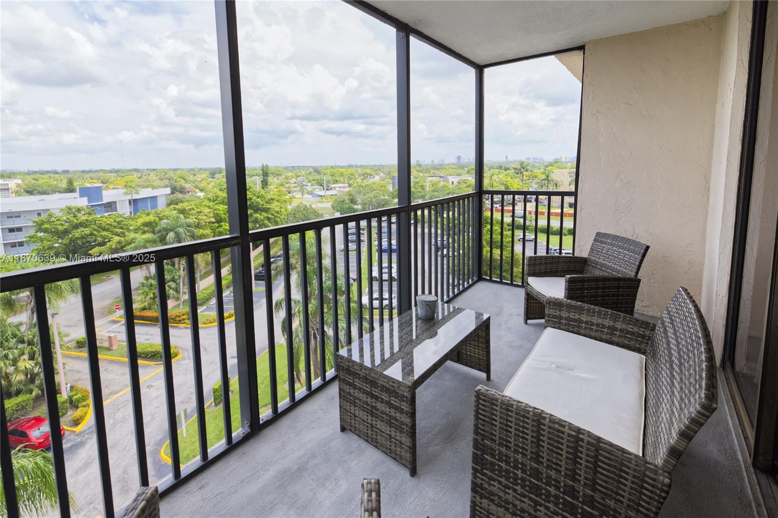 CHANTILLY CONDO - Residential