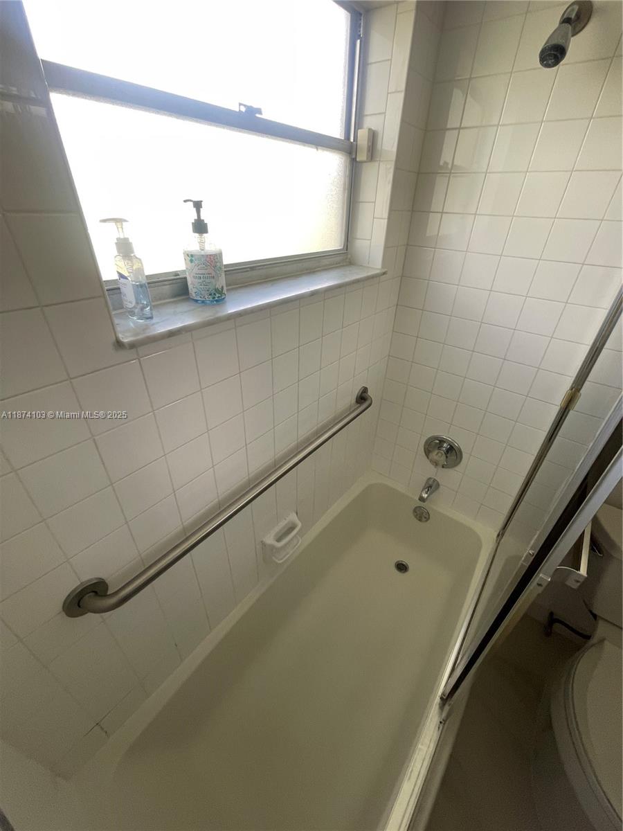 CONDO 8 OF SABAL PALM - Residential Lease