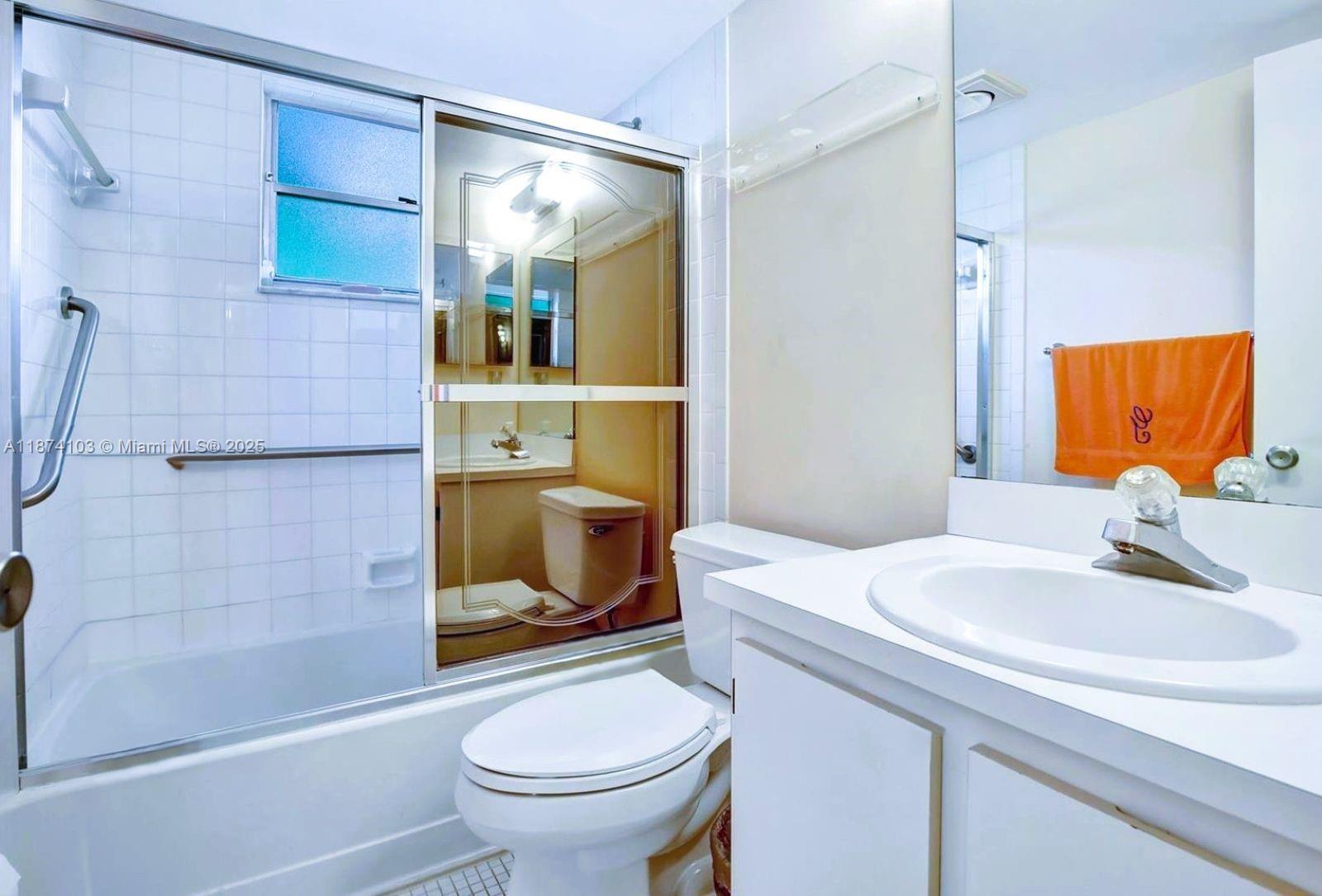 CONDO 8 OF SABAL PALM - Residential Lease