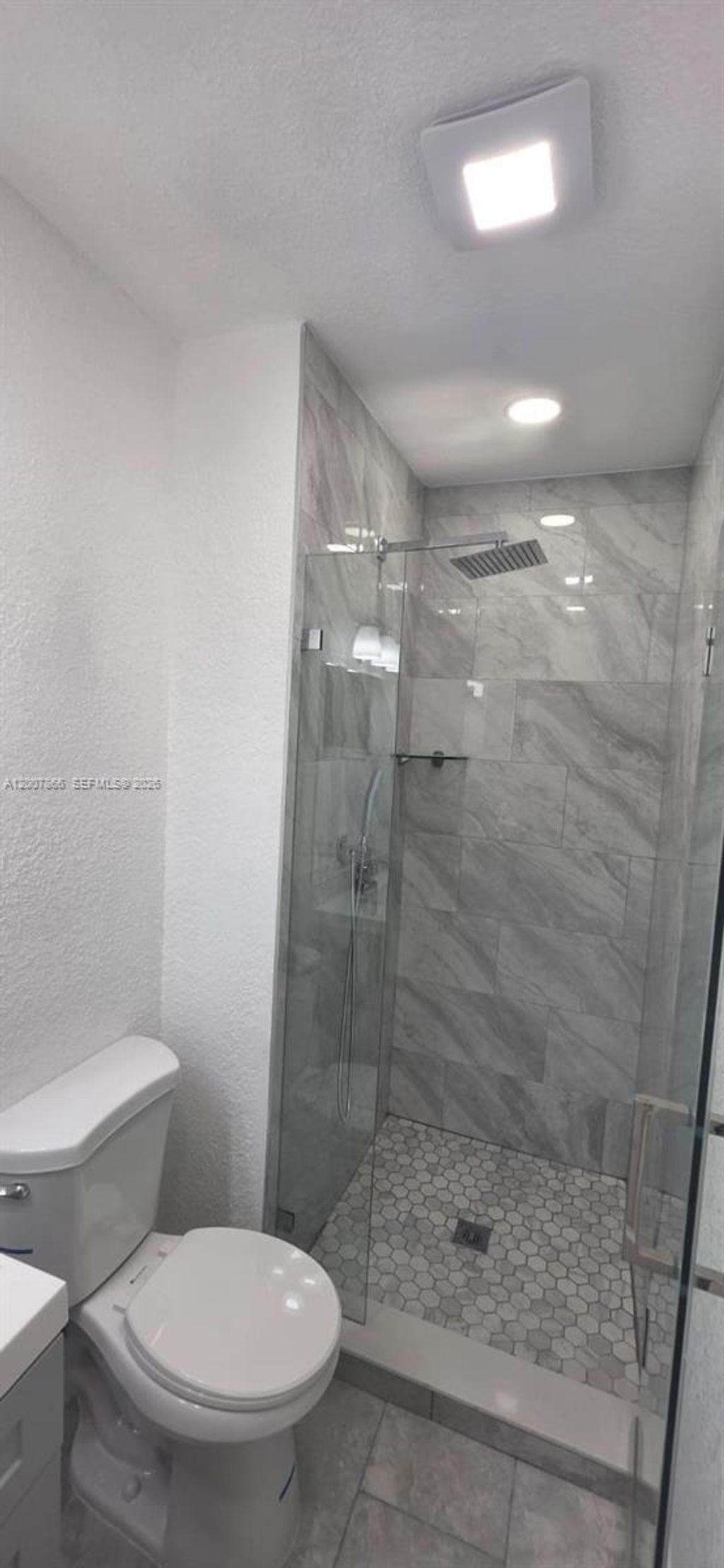Photo of 804 NE 10th St #1-2, Hallandale Beach, FL 33009 (MLS # A12007866)