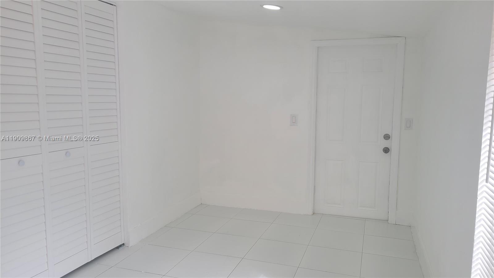 SOUTH HOLLYWOOD AMD PLAT - Residential