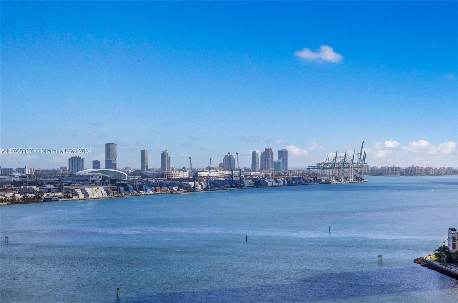 Aston Martin Residences - Residential