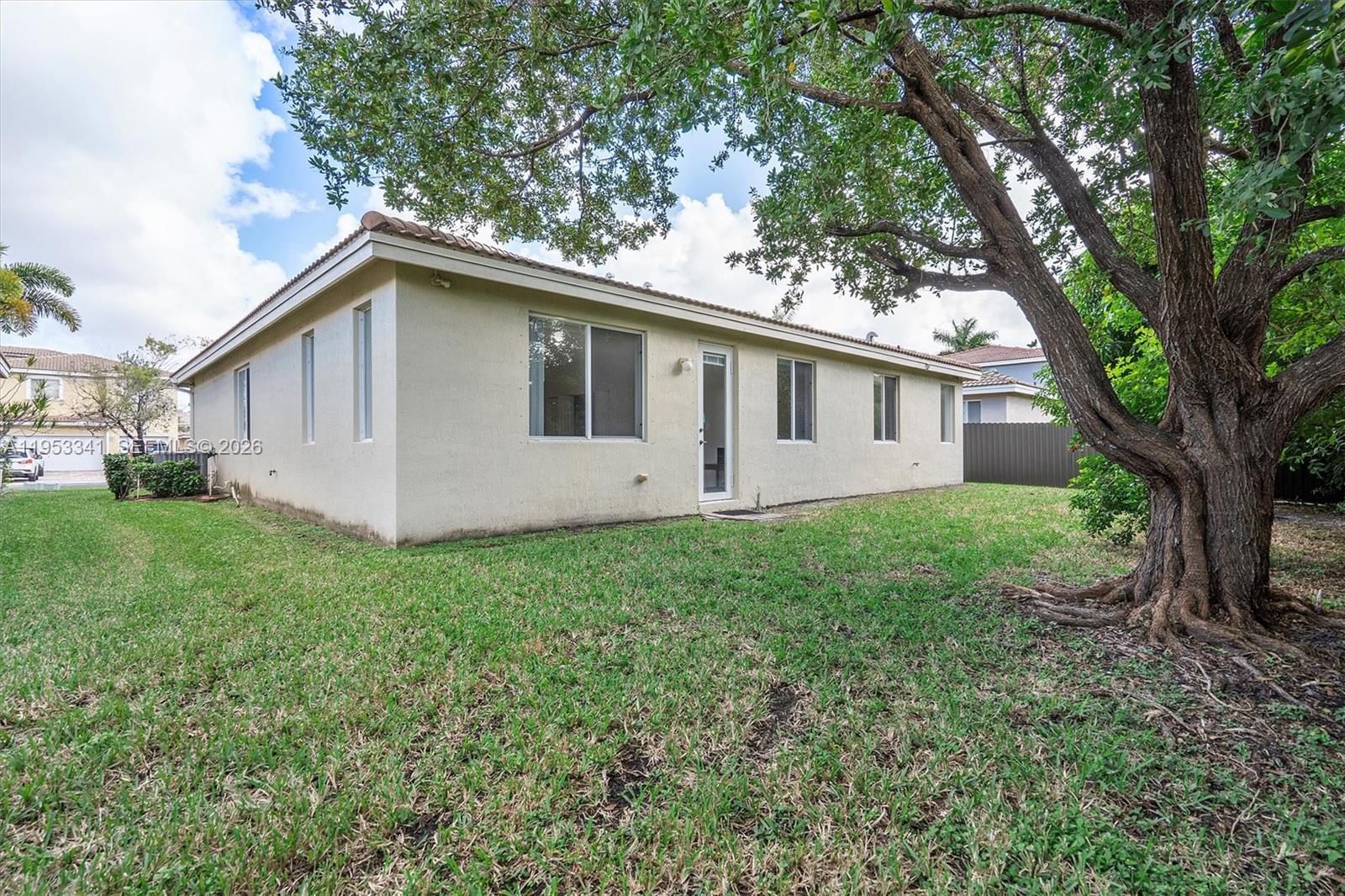 SPORT ACRES - Residential