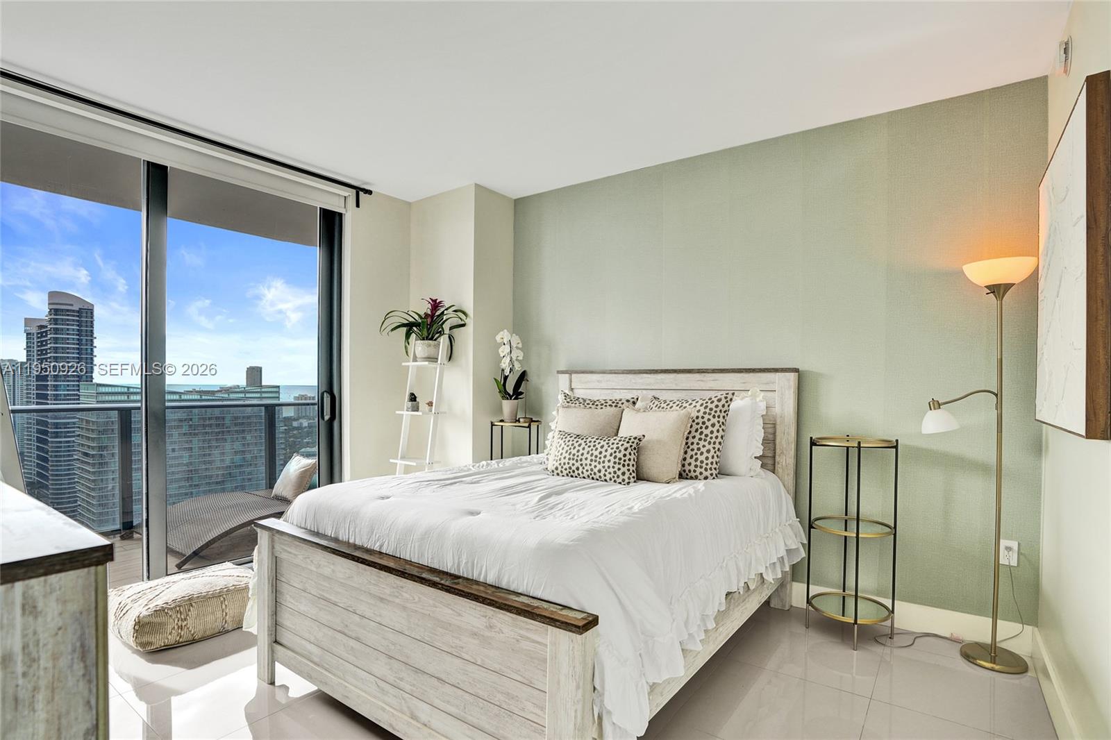 BRICKELL HEIGHTS EAST CON - Residential