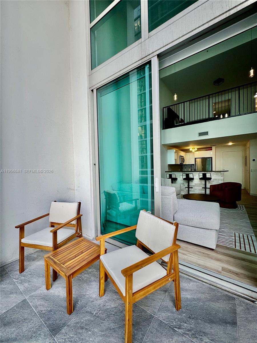 300 S Biscayne Blvd L-1210