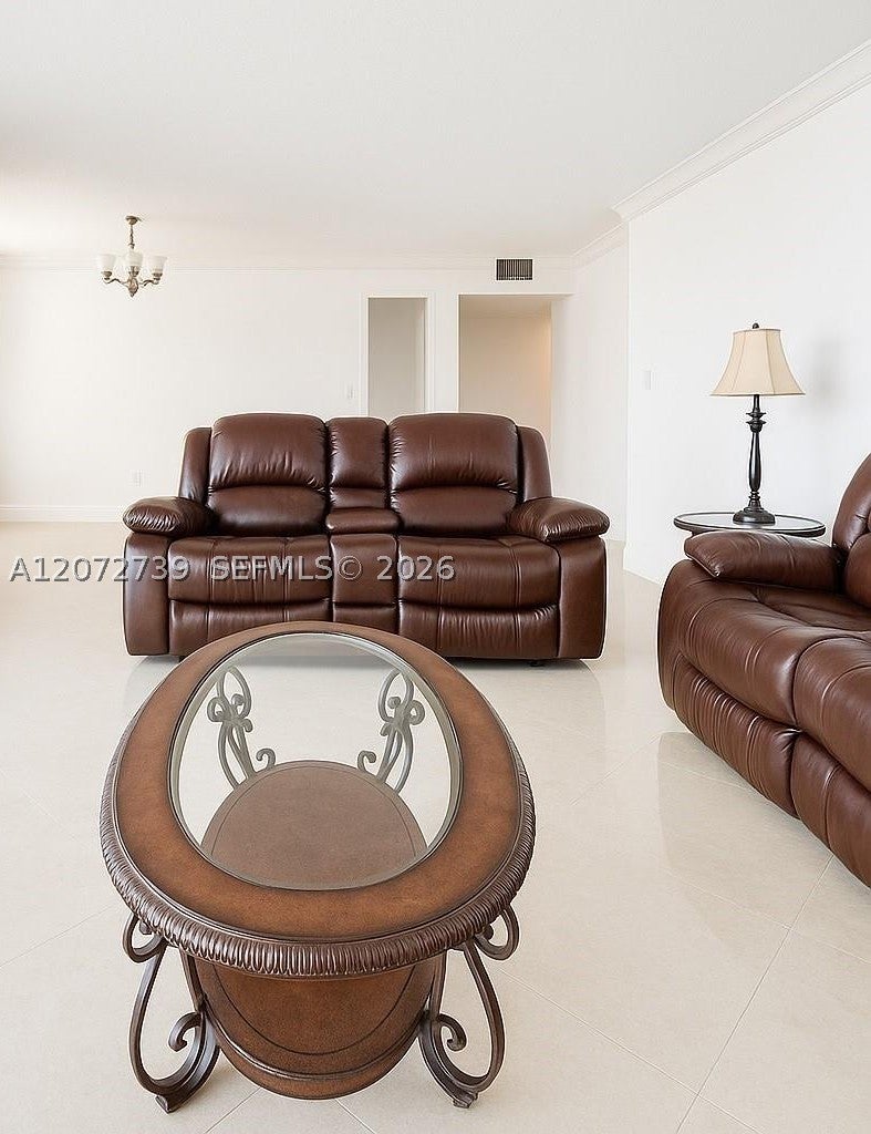 2780 NE 183rd St 717