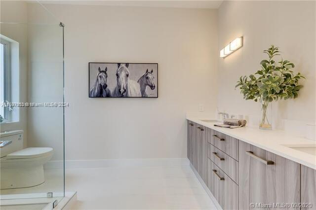 FLORANADA CENTER - Residential Lease