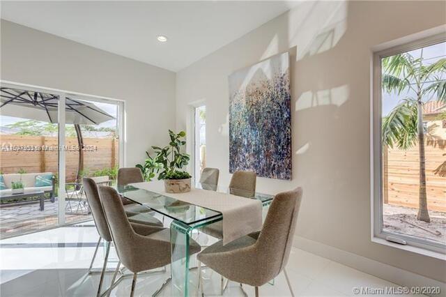 FLORANADA CENTER - Residential Lease