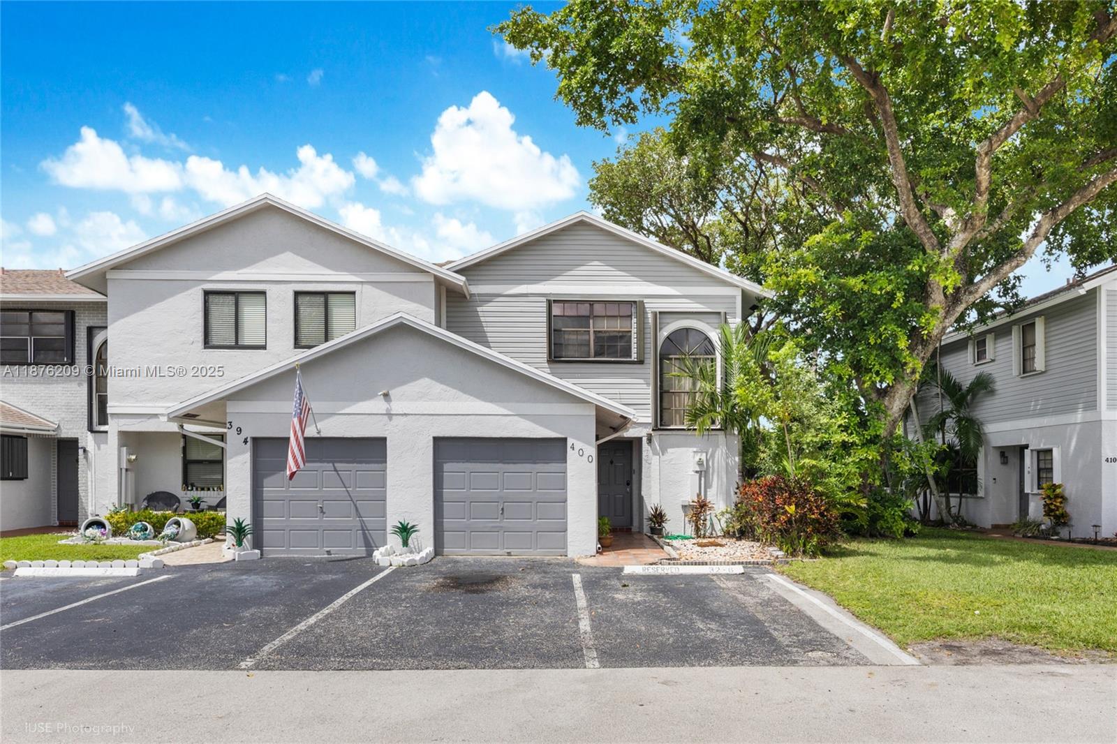 PEMBROKE POINTE SECTION T - Residential