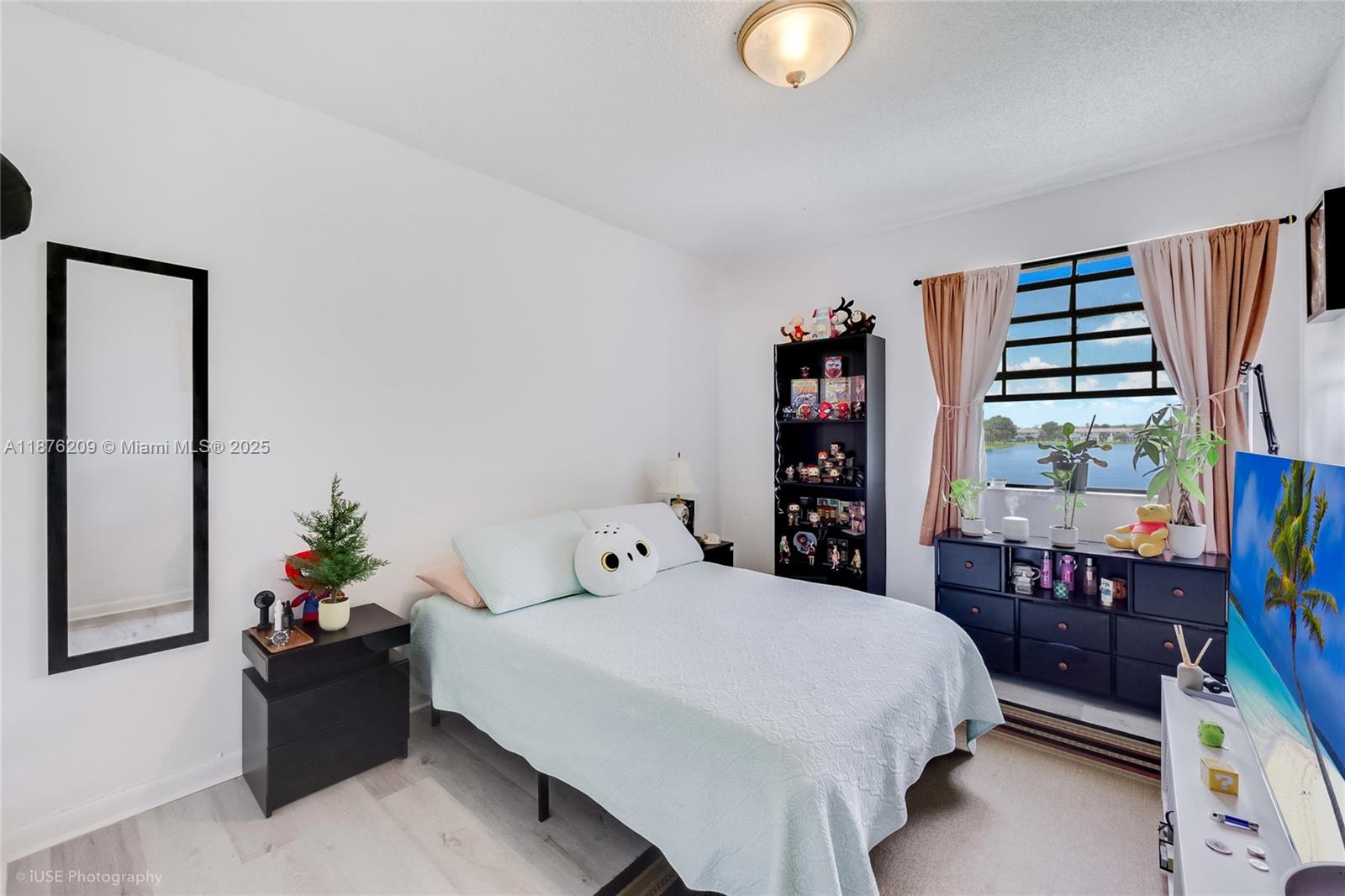 PEMBROKE POINTE SECTION T - Residential