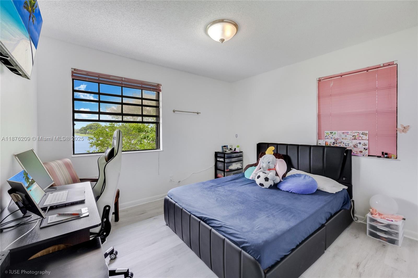 PEMBROKE POINTE SECTION T - Residential