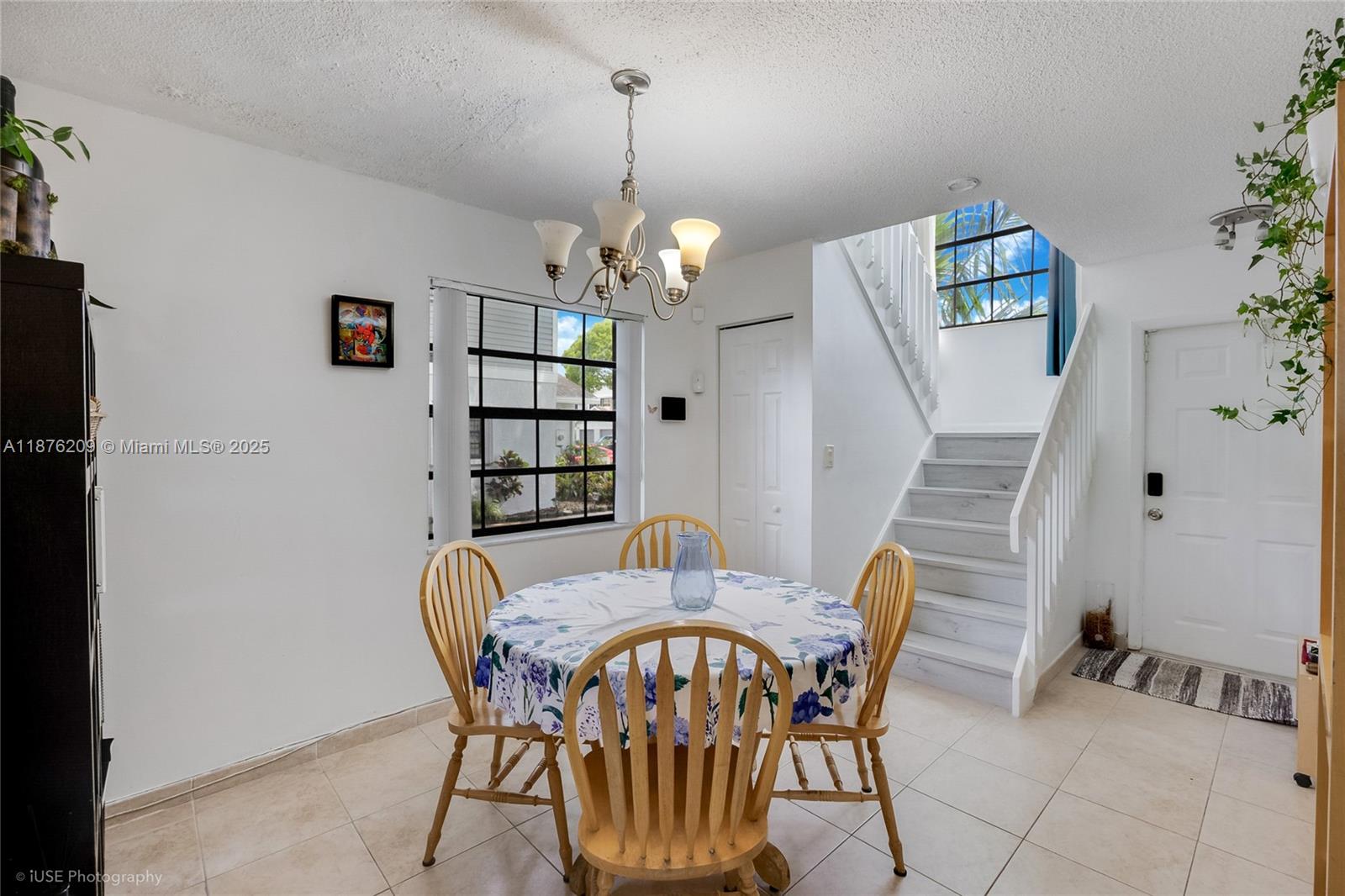 PEMBROKE POINTE SECTION T - Residential