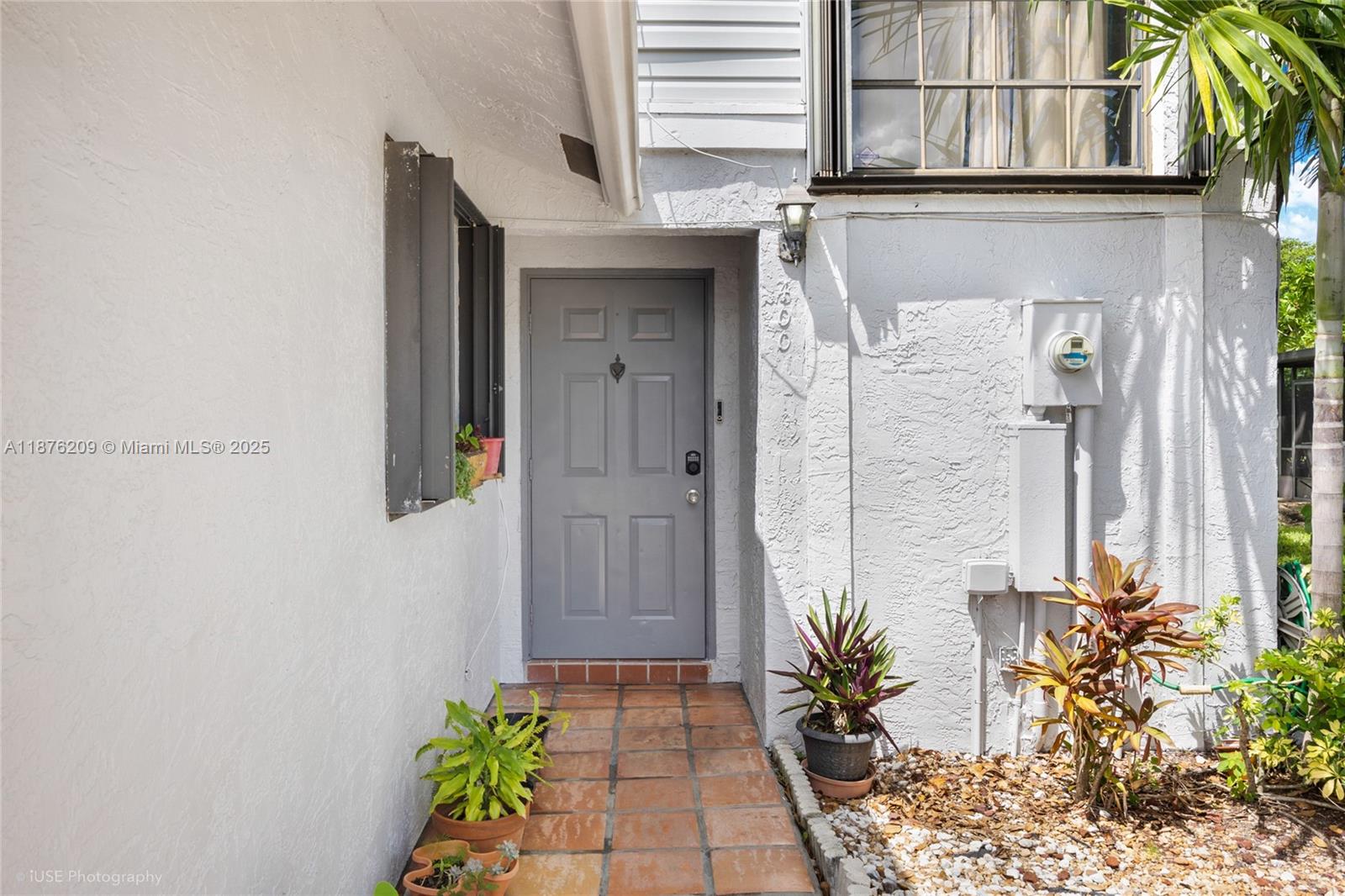 PEMBROKE POINTE SECTION T - Residential