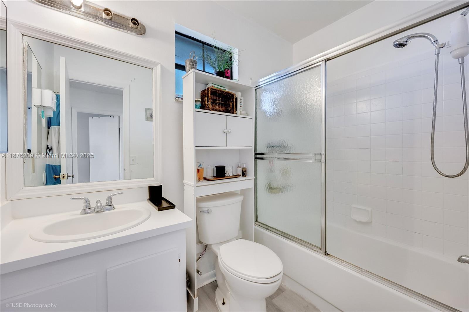 PEMBROKE POINTE SECTION T - Residential