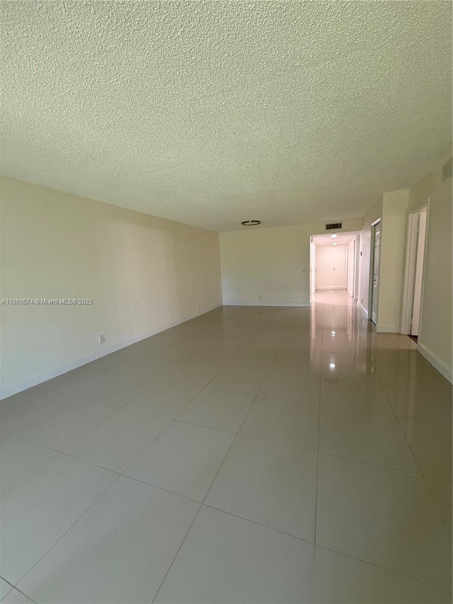 GARDENS AT BONAVENTURE 14 - Residential Lease
