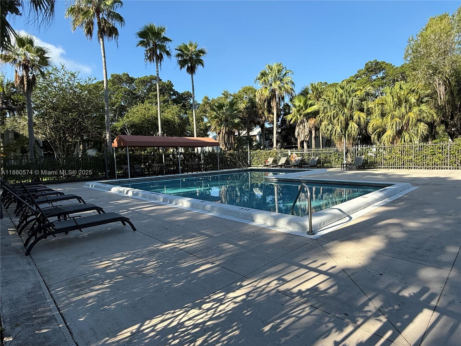 GARDENS AT BONAVENTURE 14 - Residential Lease
