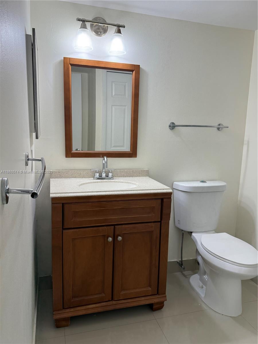 GARDENS AT BONAVENTURE 14 - Residential Lease
