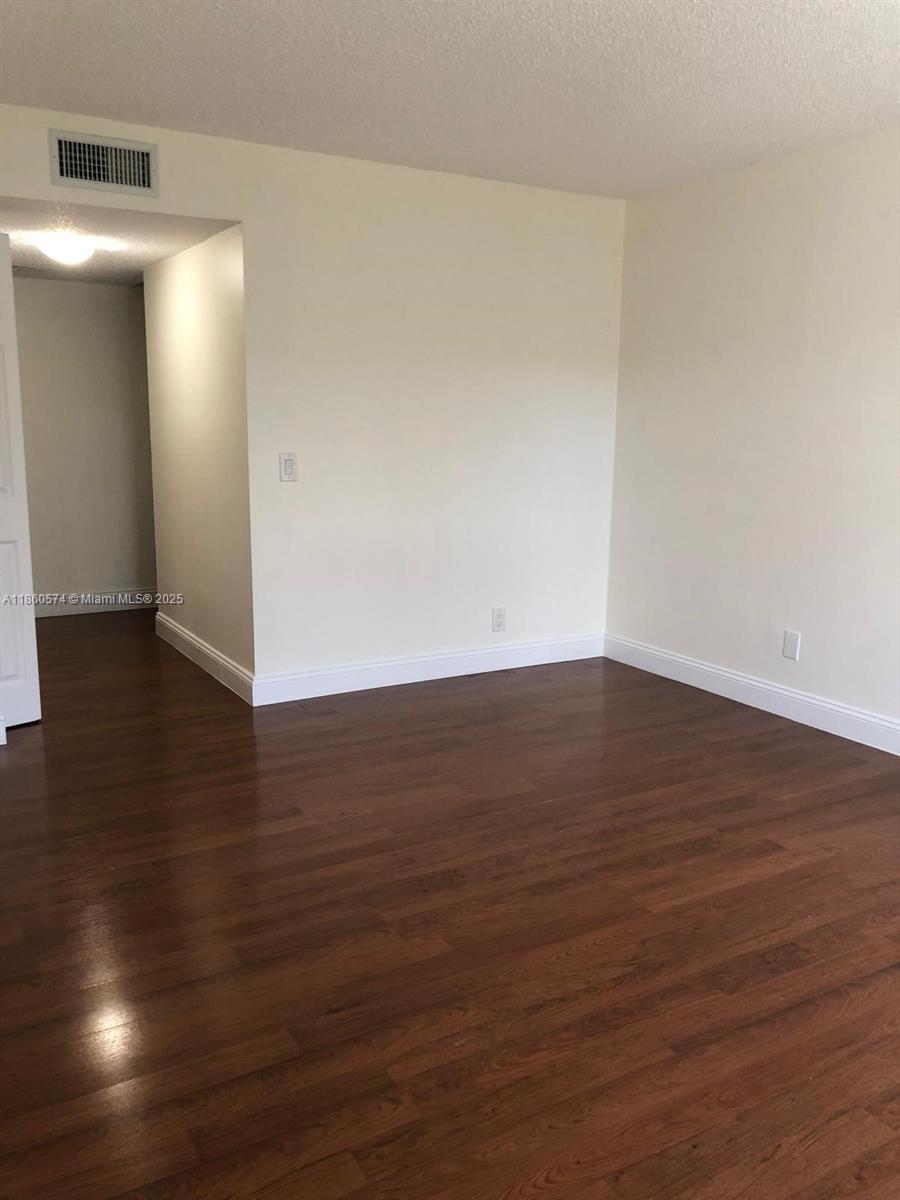 GARDENS AT BONAVENTURE 14 - Residential Lease