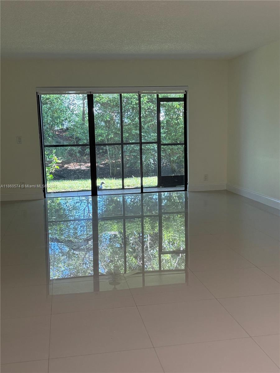 GARDENS AT BONAVENTURE 14 - Residential Lease