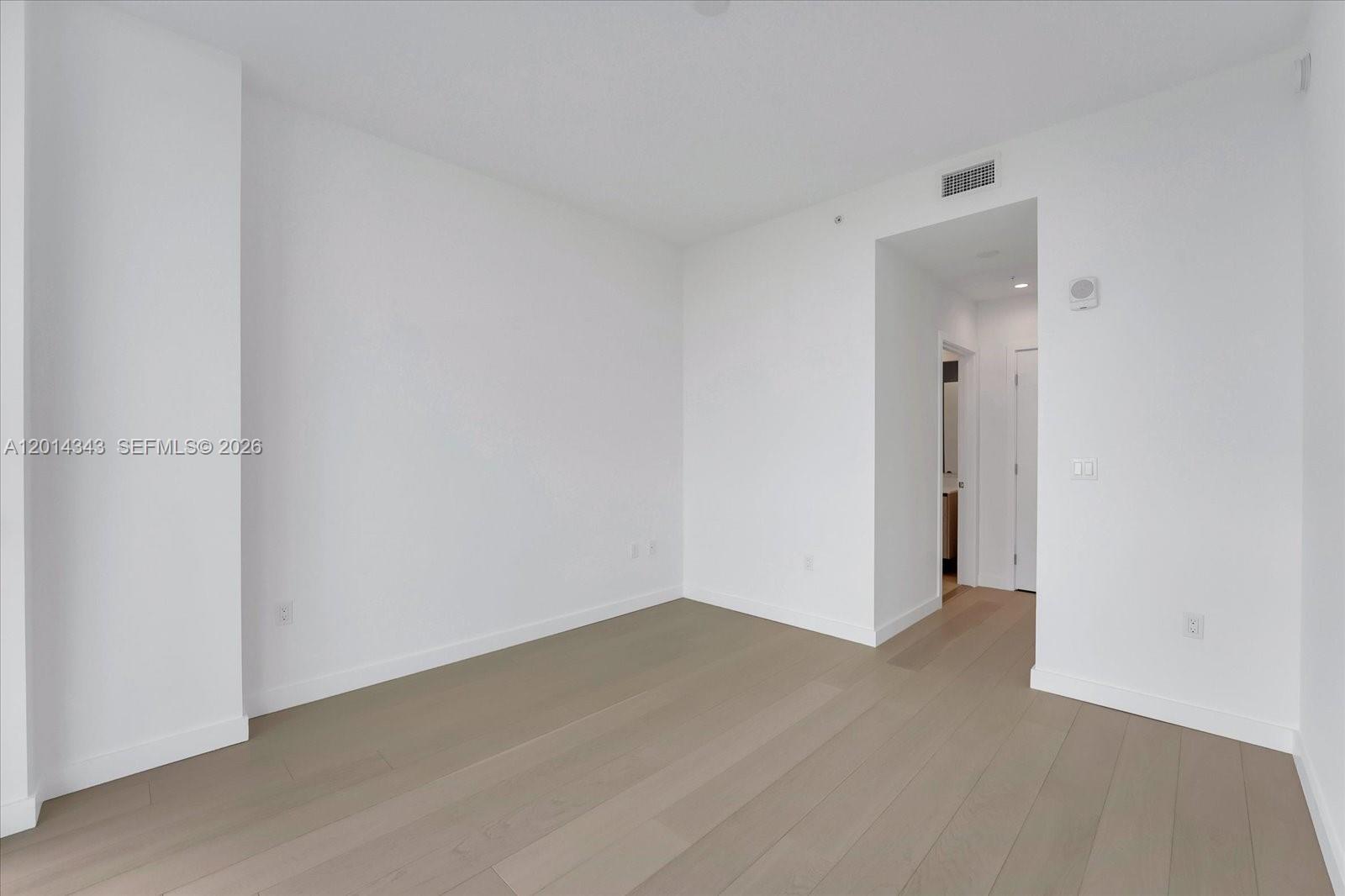 BAY HARBOR ISLAND - Residential Lease