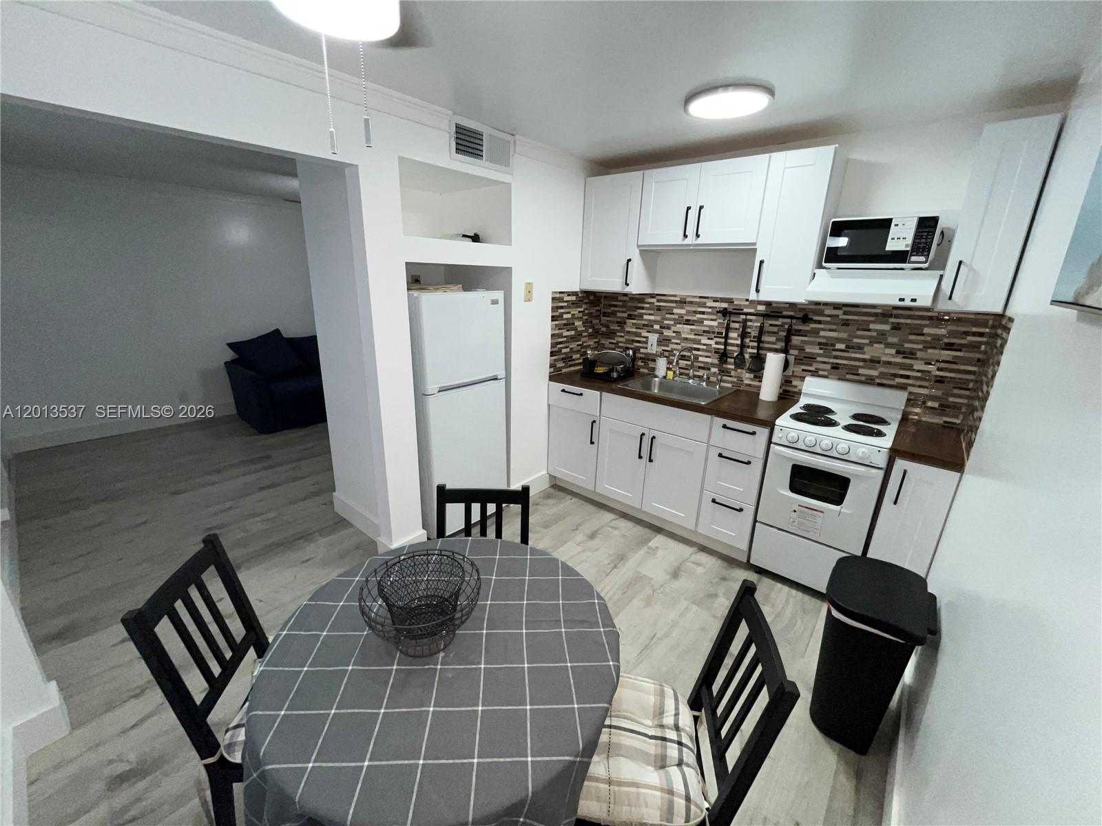 SEA CREST CONDO - Residential Lease