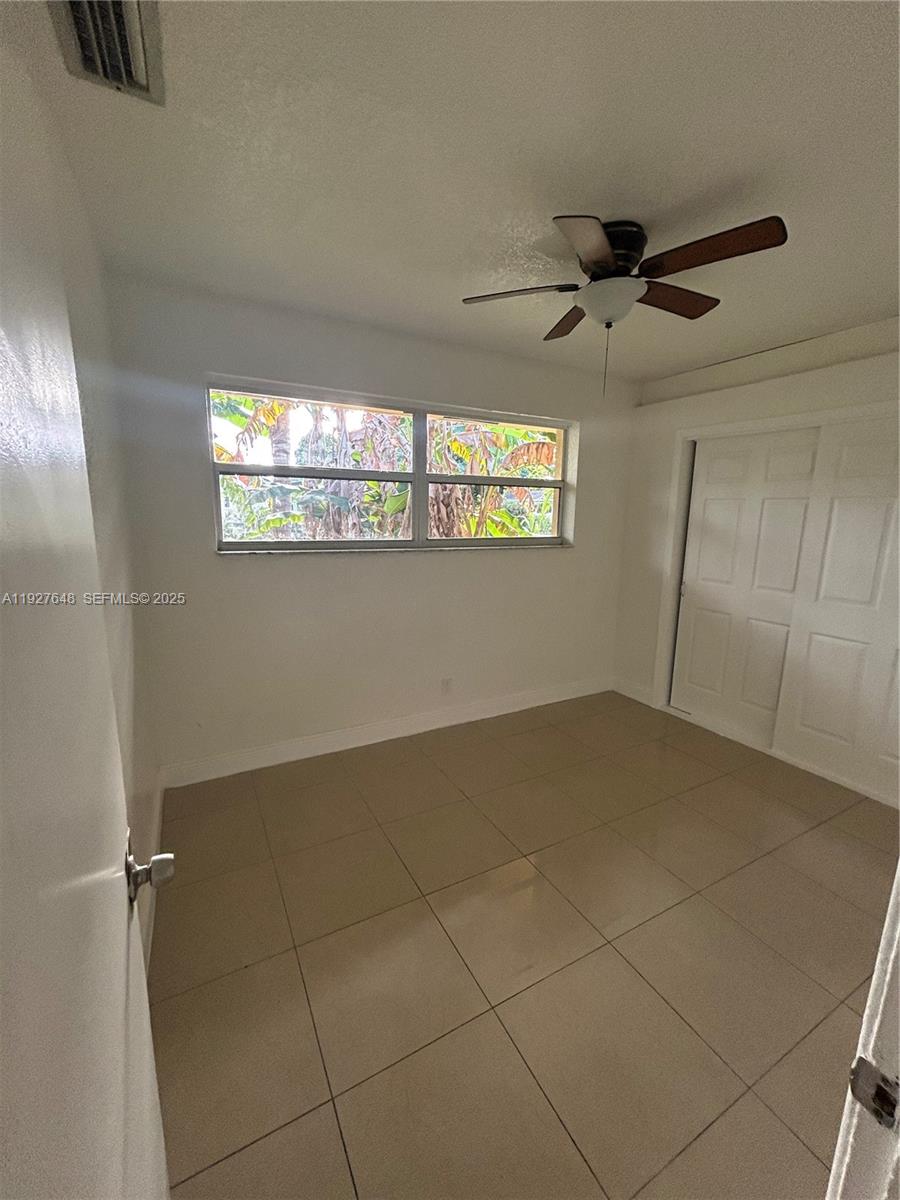 LAUDERDALE VILLAS - Residential Lease