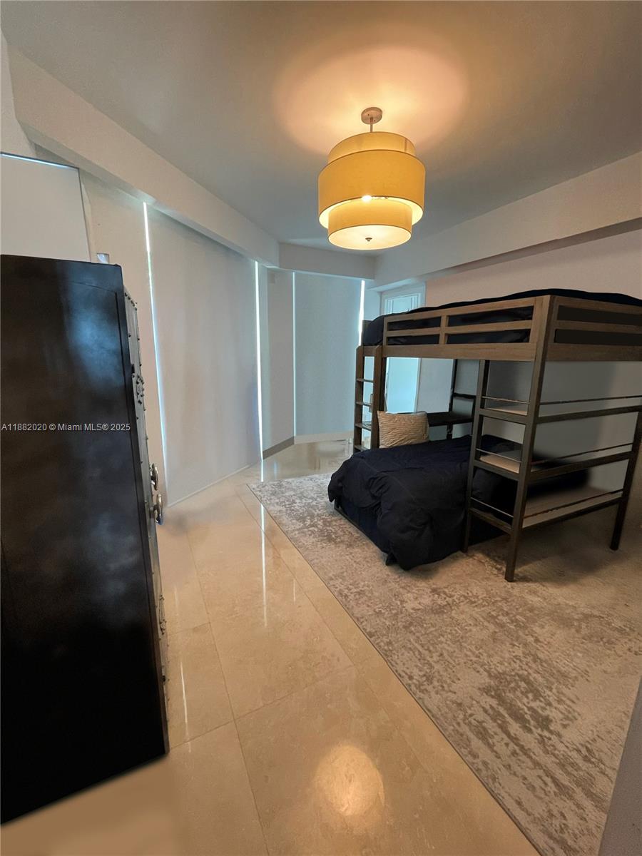 TURNBERRY OCEAN COLONY SO - Residential