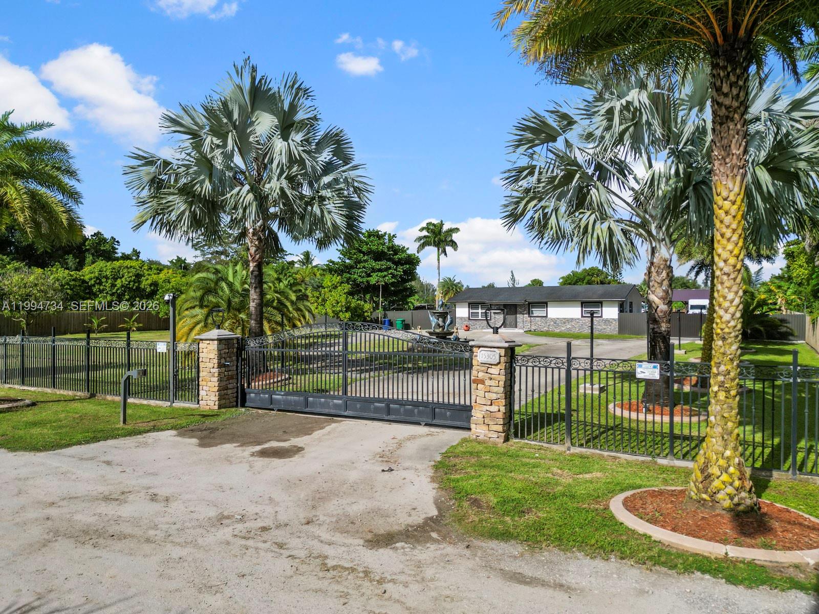 RICHMOND RANCH ESTATES 288 - Residential