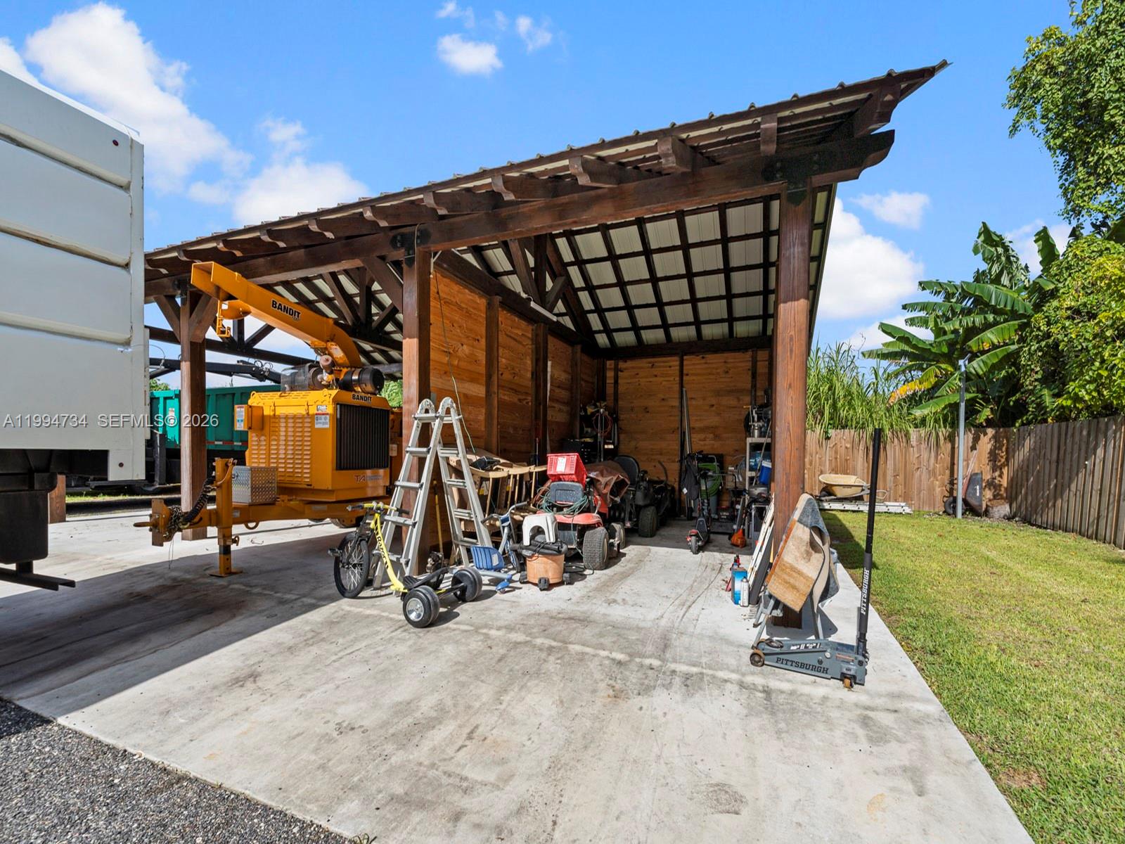 RICHMOND RANCH ESTATES 288 - Residential