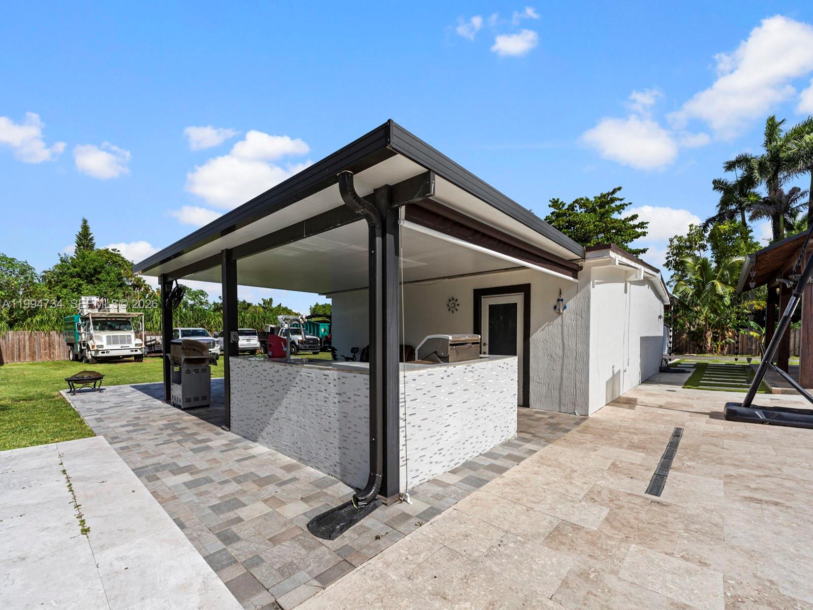 RICHMOND RANCH ESTATES 288 - Residential