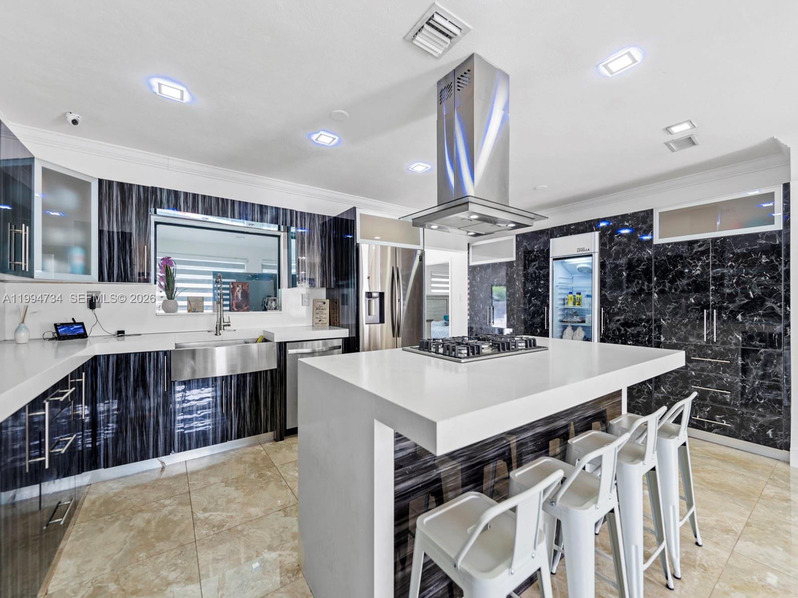 RICHMOND RANCH ESTATES 288 - Residential