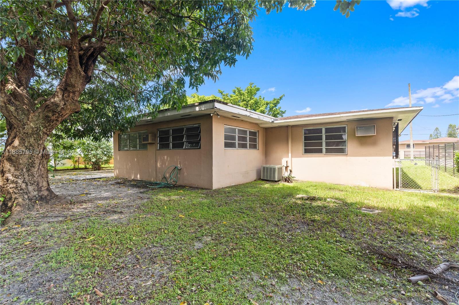 View photos, virtual tours, details... 1170 NW 87th St