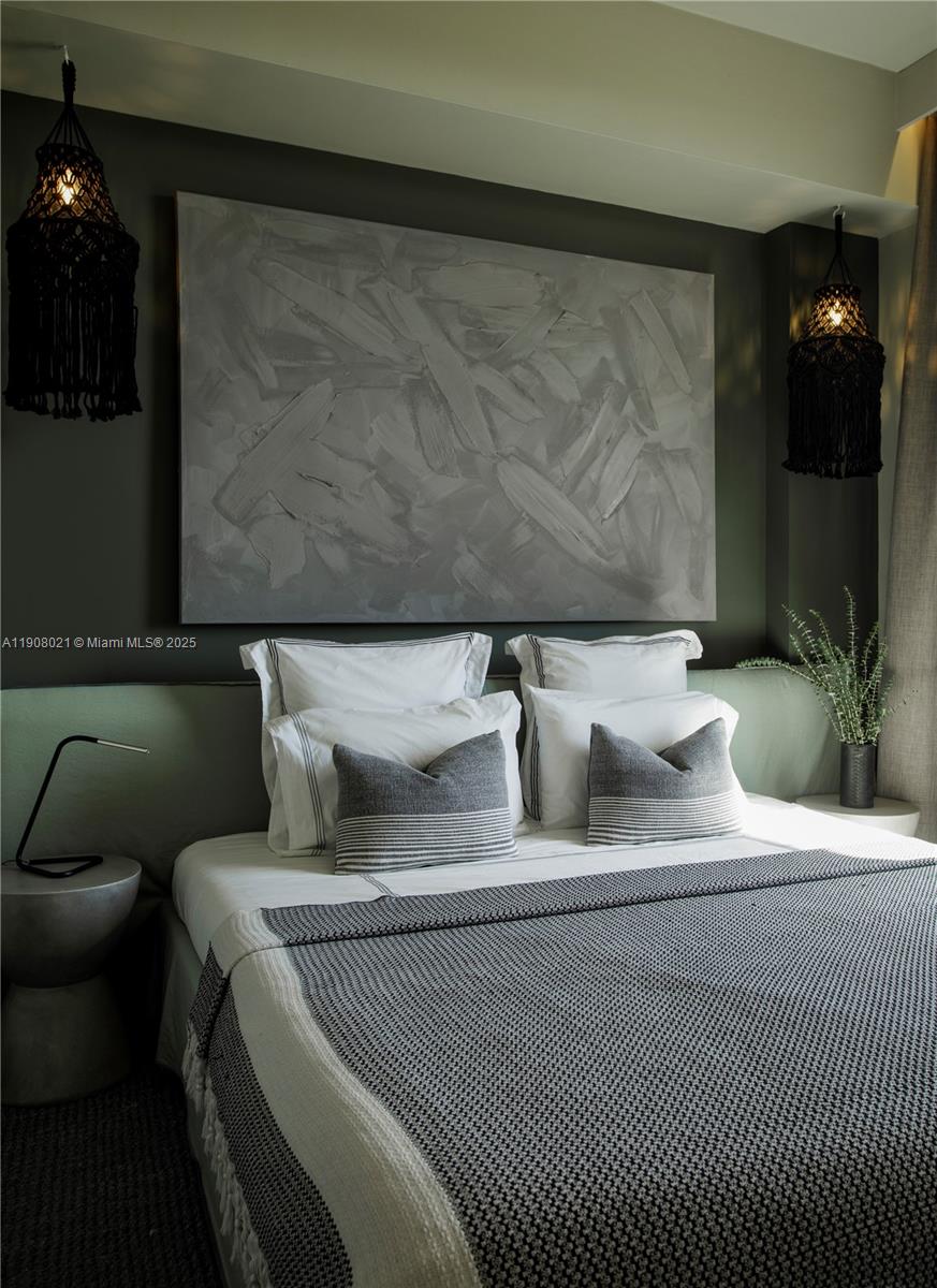 COCOSTYLE @ 3250 GRAND AV - Residential