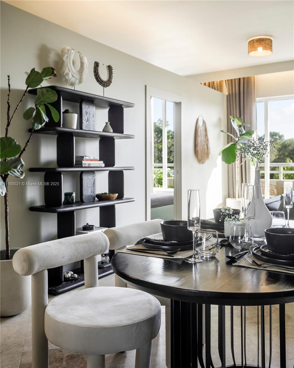 COCOSTYLE @ 3250 GRAND AV - Residential