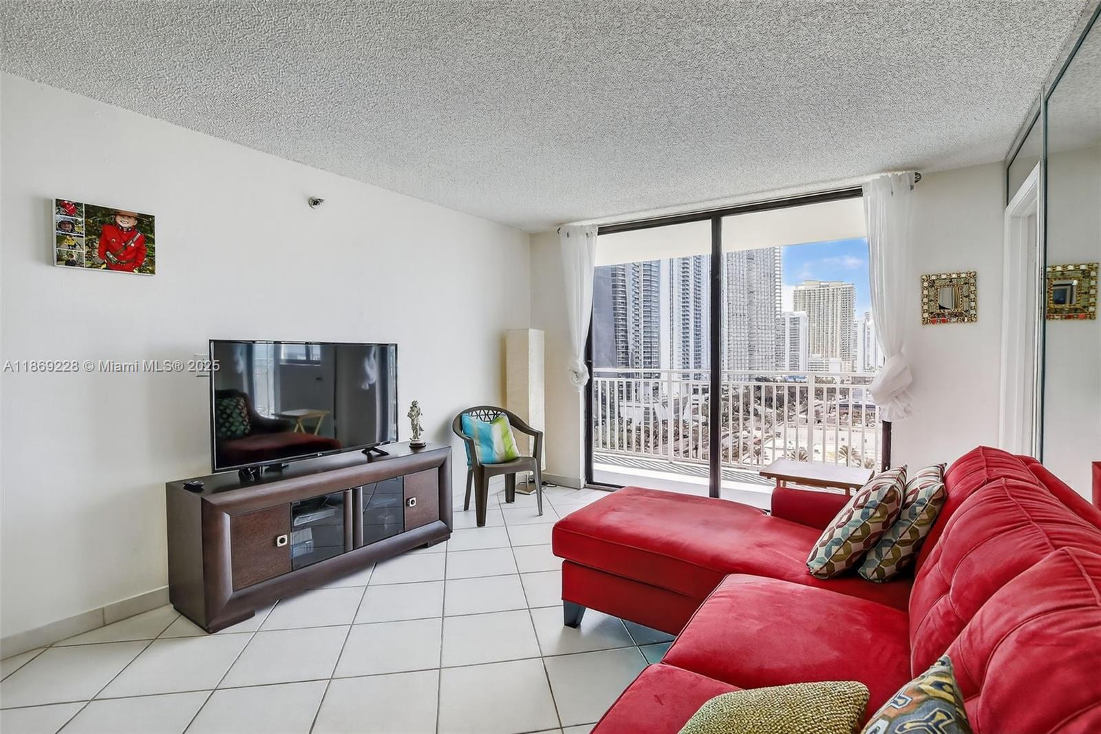 WINSTON TOWERS 600 CONDO - Residential