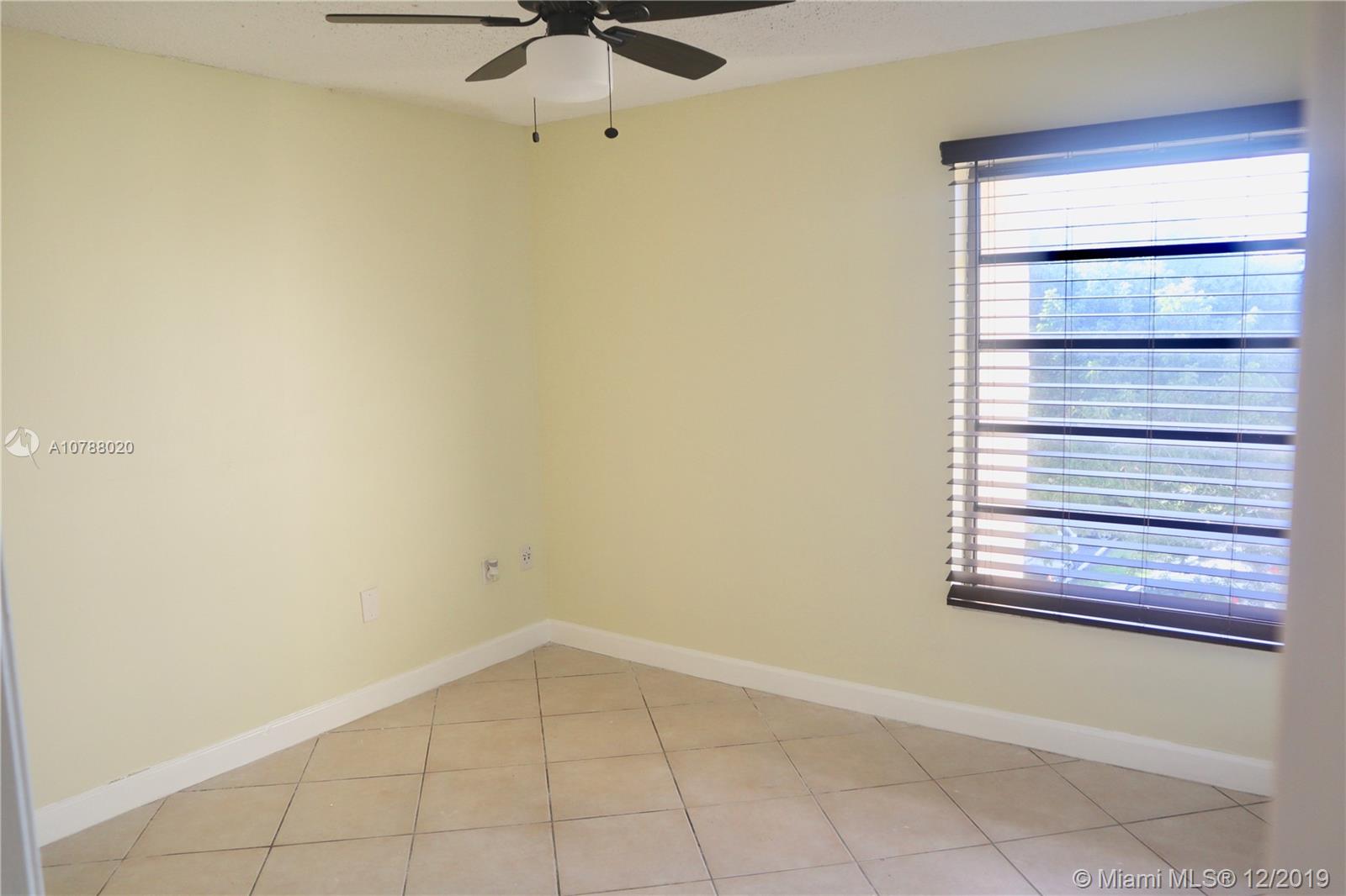 KENLAND POINTE CONDO III - Residential Lease