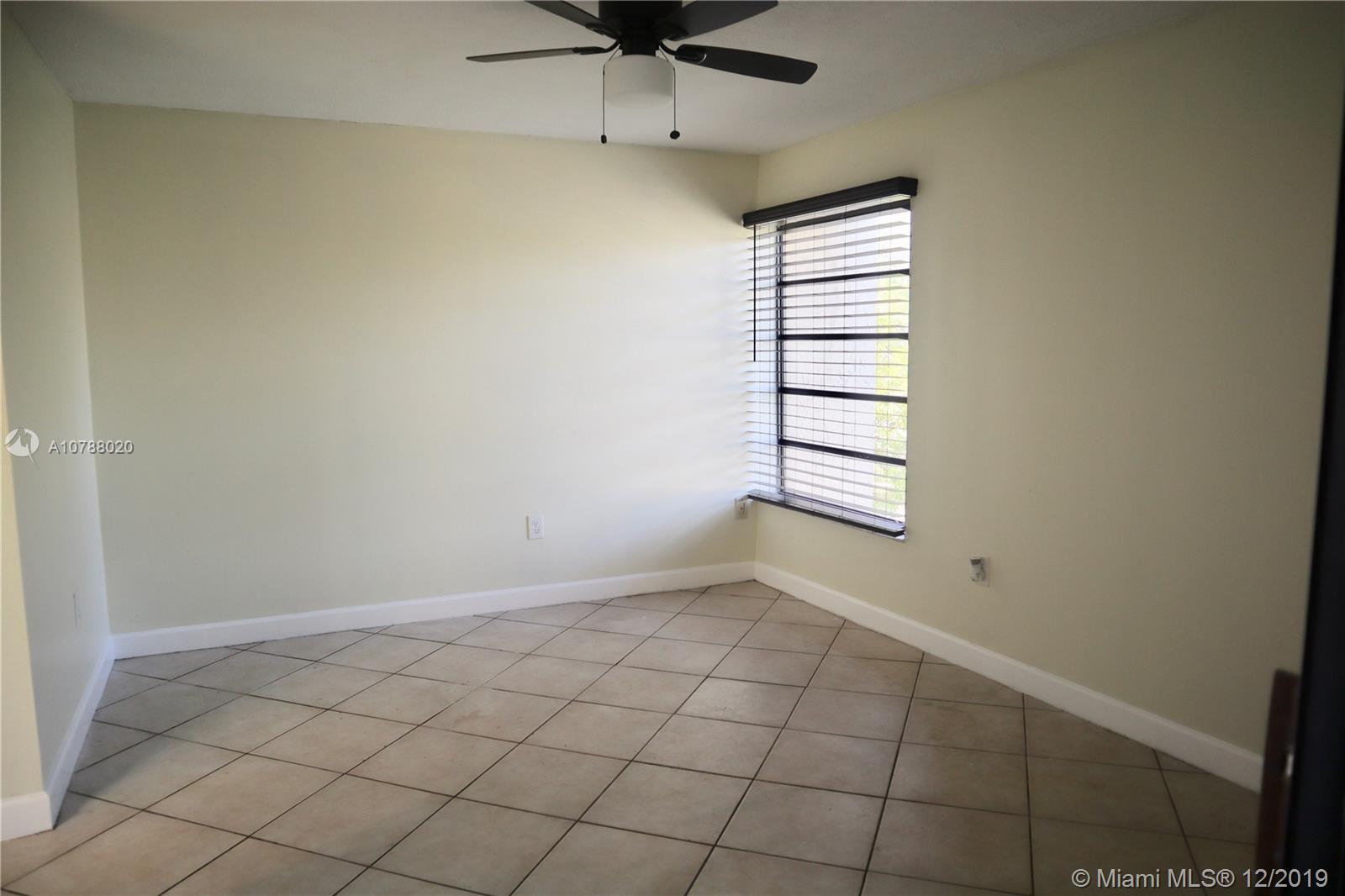 KENLAND POINTE CONDO III - Residential Lease