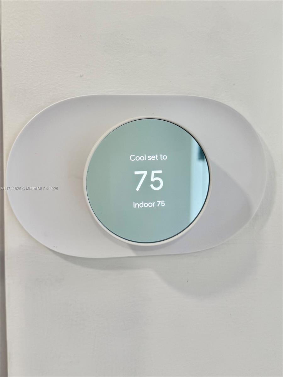 BLUE BAY TOWER CONDO - Residential