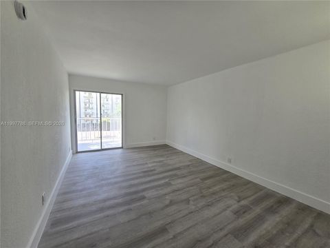 4550 NW 9th St 311E Miami FL 33126