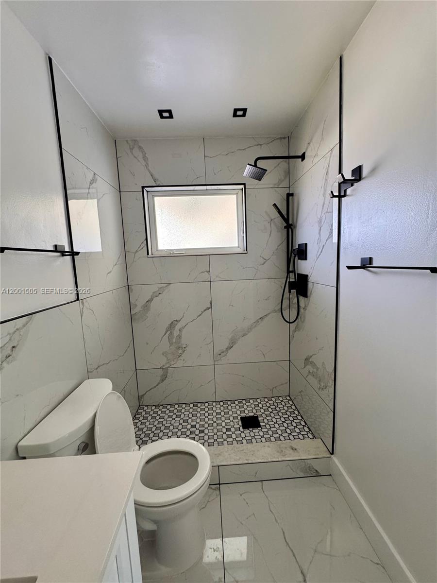 BOCA RATON SQUARE UNIT 7 - Residential Lease