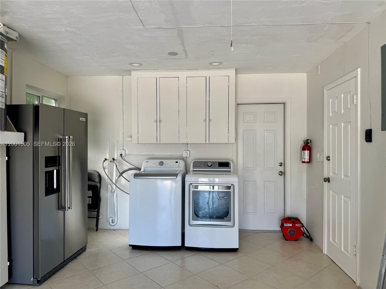 BOCA RATON SQUARE UNIT 7 - Residential Lease