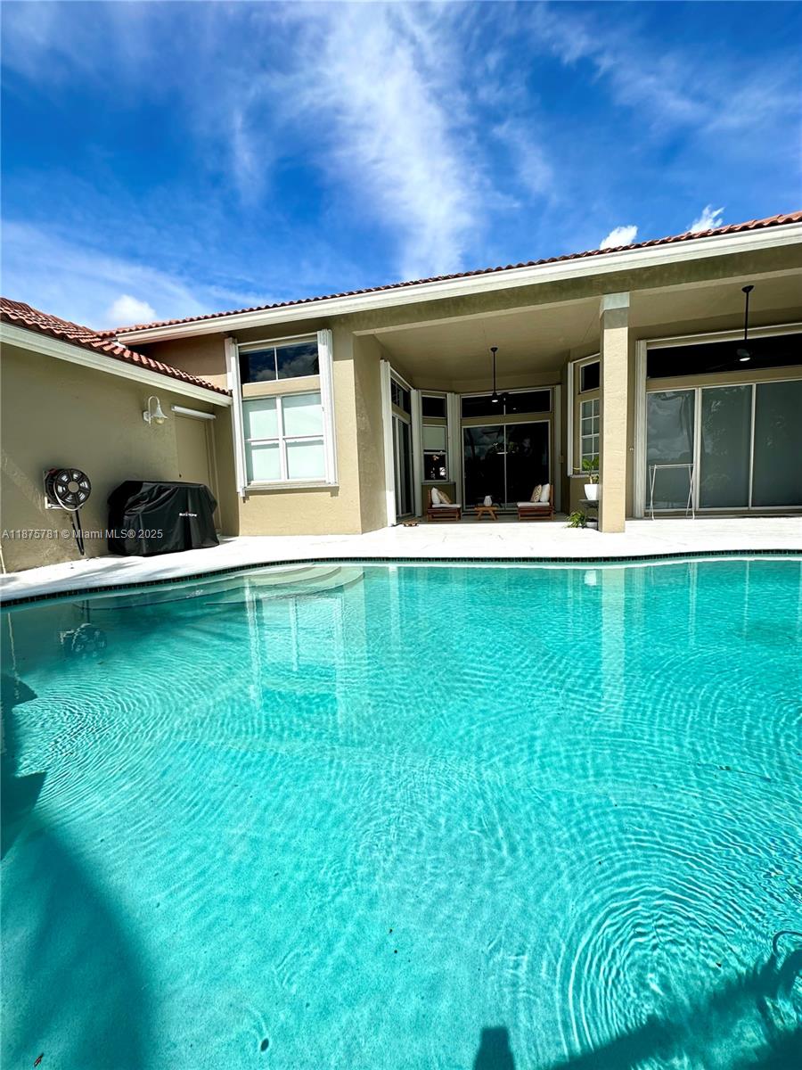 The Lakes - Residential Lease