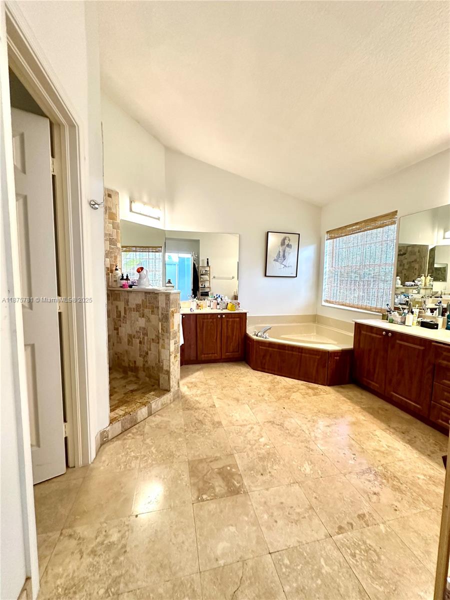 The Lakes - Residential Lease