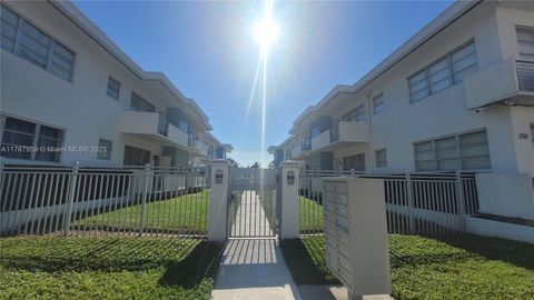 200 S Shore Dr 9 Miami Beach FL 33141