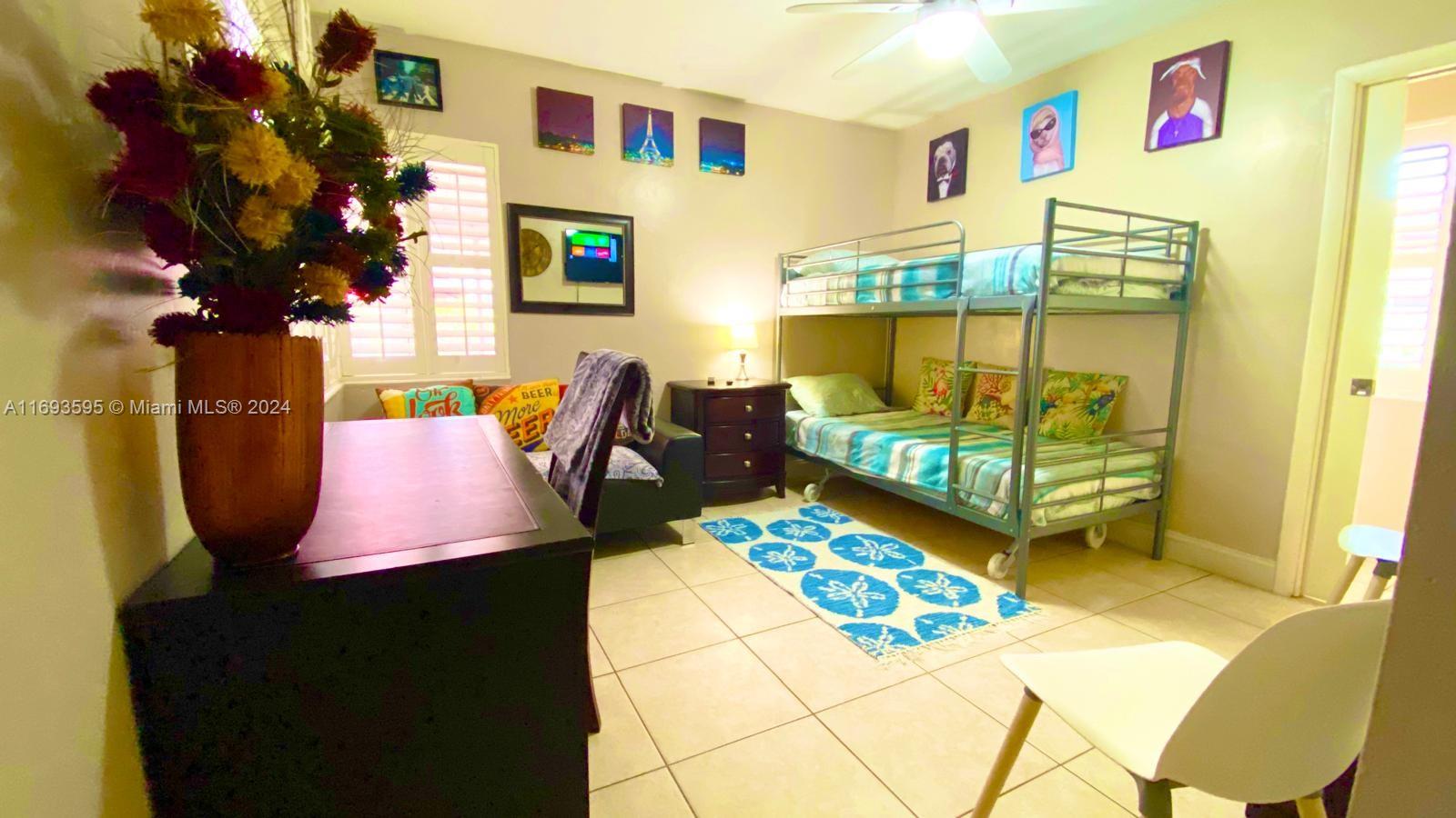 HOLLYWOOD LAKES SECTION - Residential Lease