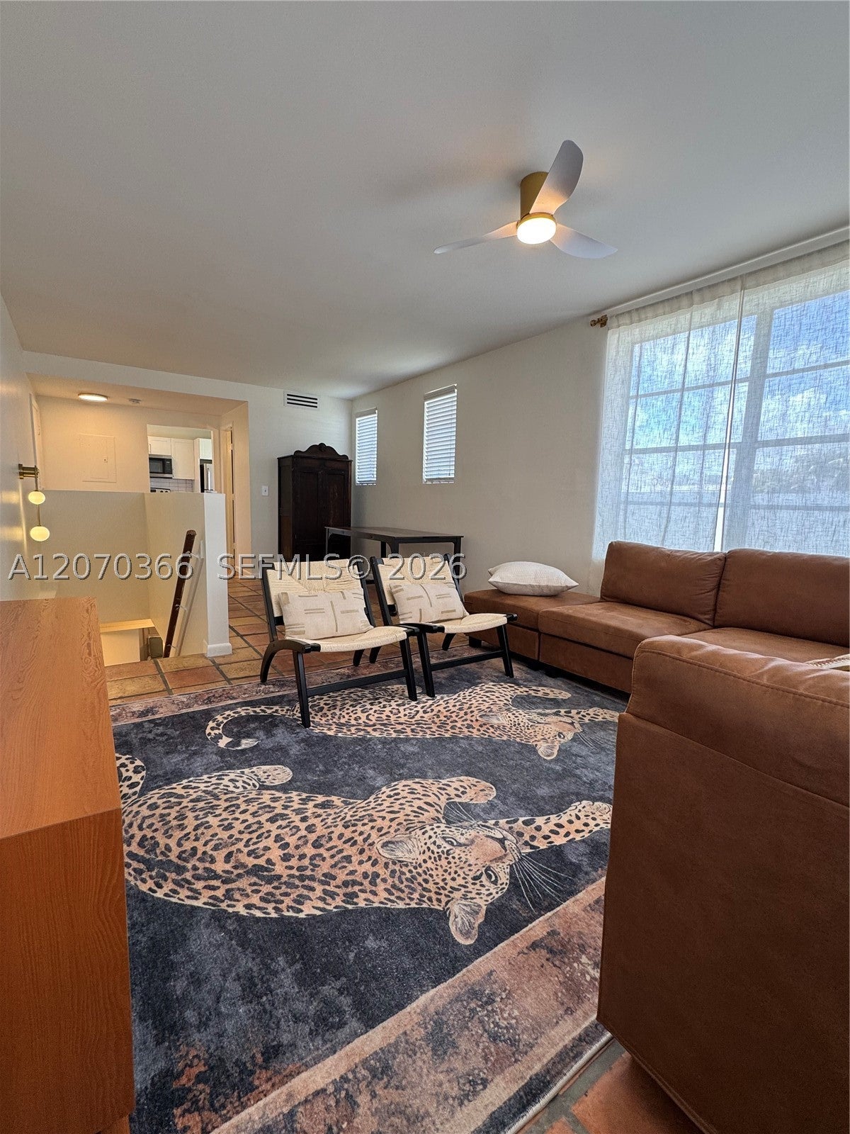 1460 Ocean Dr 208