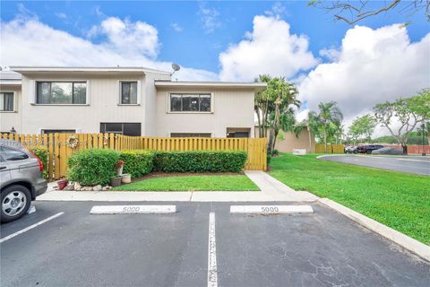5000 S University Dr Davie FL 33328